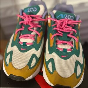 Nike Air Max 200 "Mystic Green"